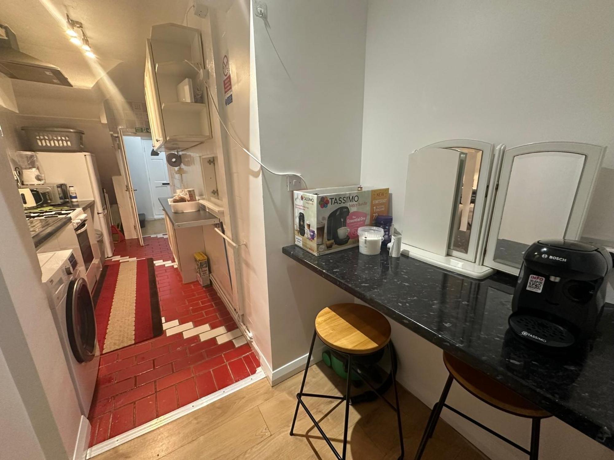 Luxury Ensuite 2Nd Studio Flat With Great Views In Keedonwood Road With Fully Own Bathroom Newly Added And Private Kitchenette Bromley Eksteriør billede